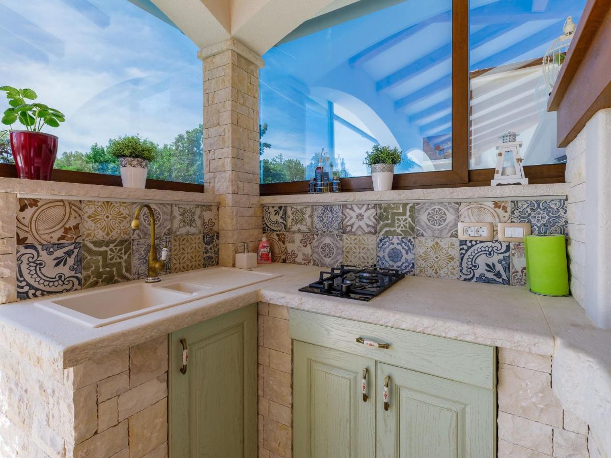 Holiday Home Villa Amaii By Interhome Karigador Bagian luar foto