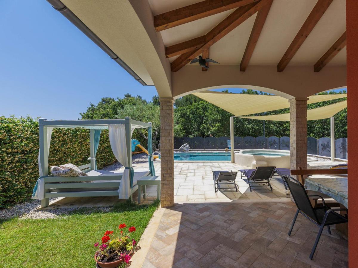 Holiday Home Villa Amaii By Interhome Karigador Bagian luar foto